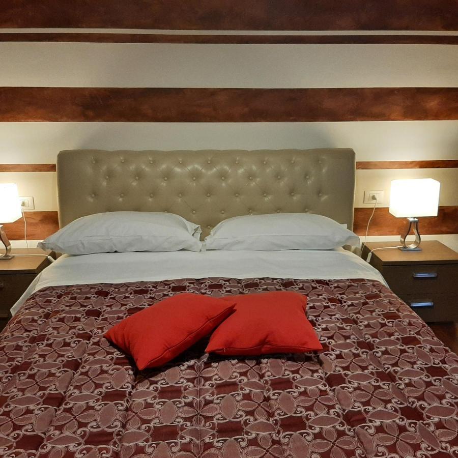 Dolci Ricordi Hotel Бари Екстериор снимка