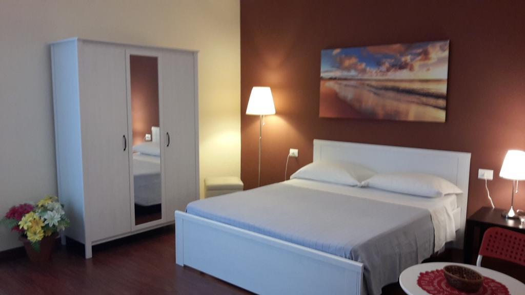 Dolci Ricordi Hotel Бари Екстериор снимка