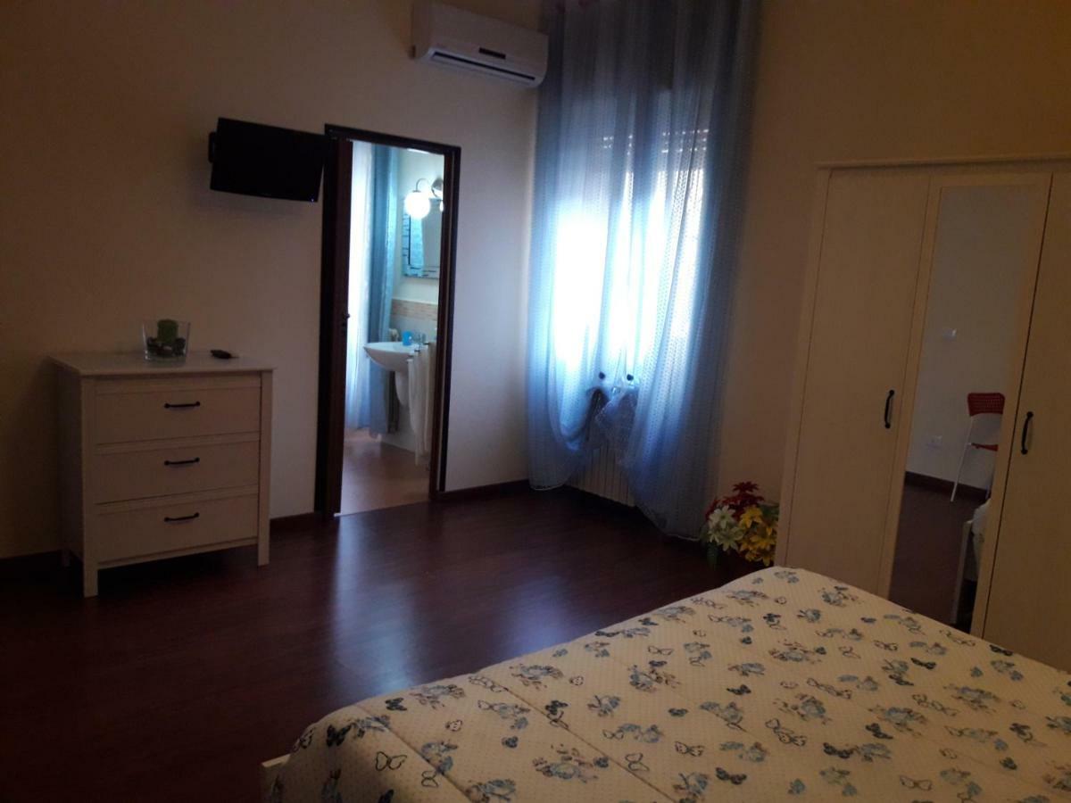 Dolci Ricordi Hotel Бари Екстериор снимка
